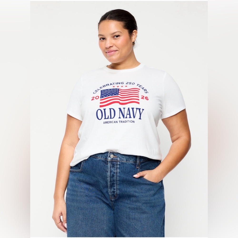 Old Navy White American Tradition Tee